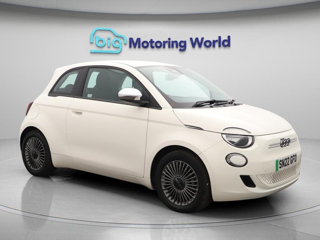 2022 Fiat 500 E ACTION