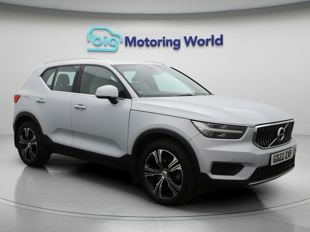 2022 Volvo XC40 2.0 B4 Inscription AWD