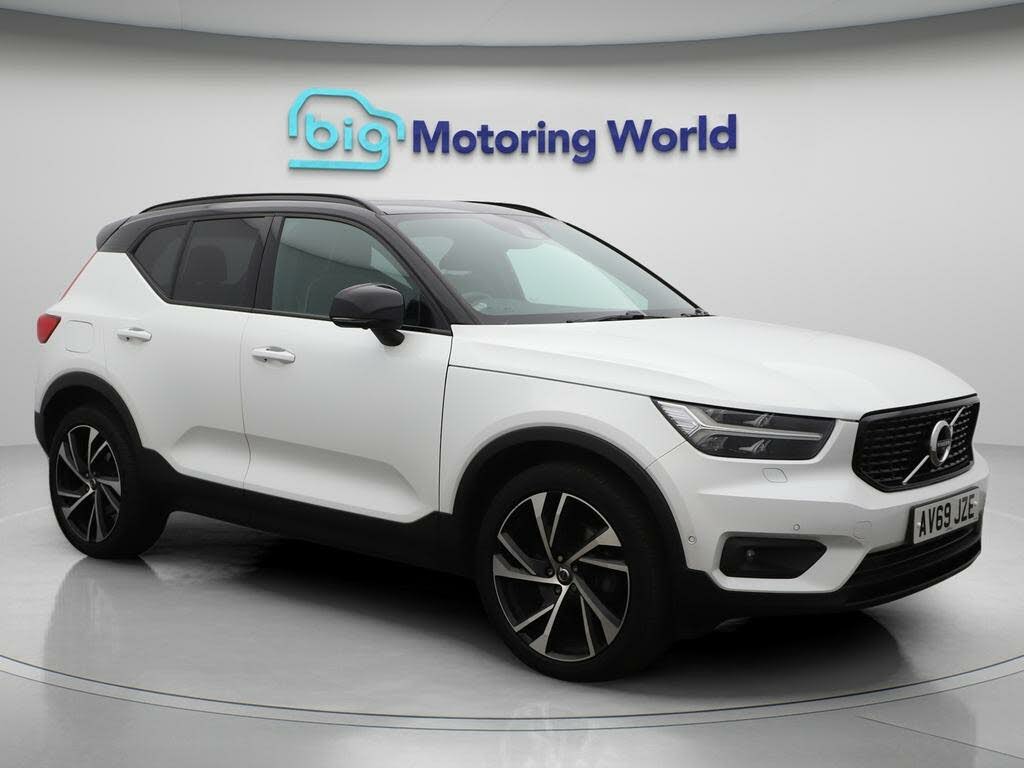 2019 Volvo XC40 2.0 T4 R-Design Pro AWD