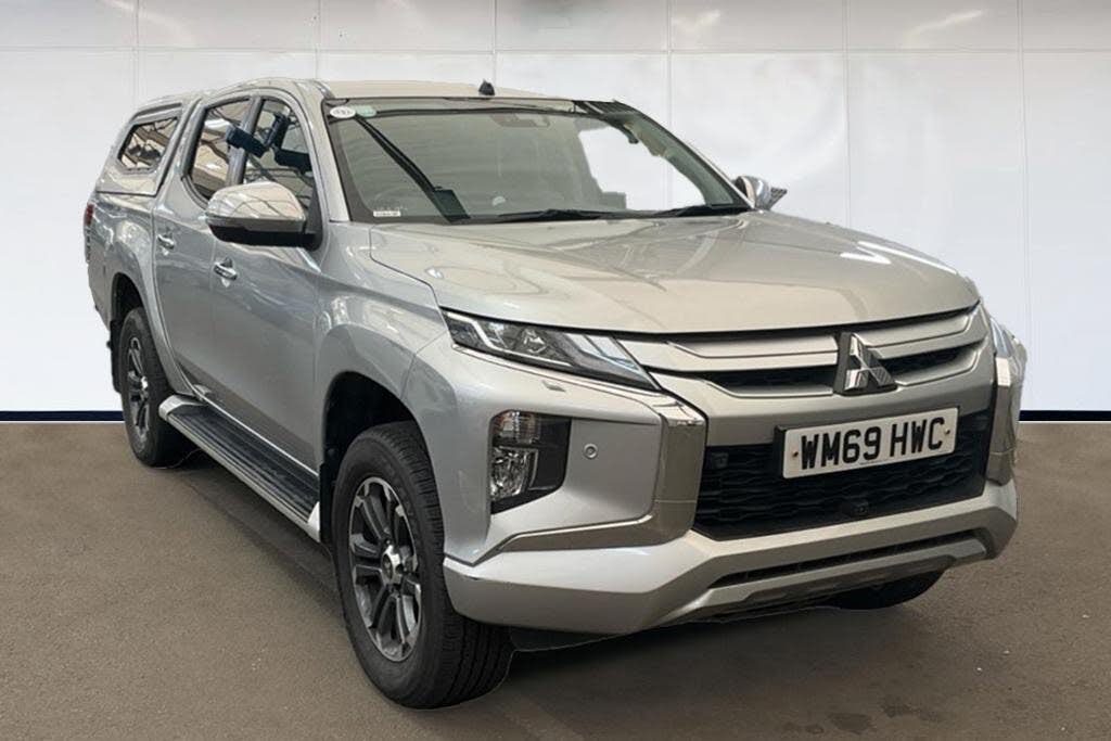 2020 Mitsubishi L200 2.2DI-D Barbarian X