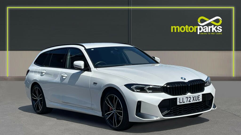 2022 BMW 3 Series 2.0 330e M Sport Touring 5d