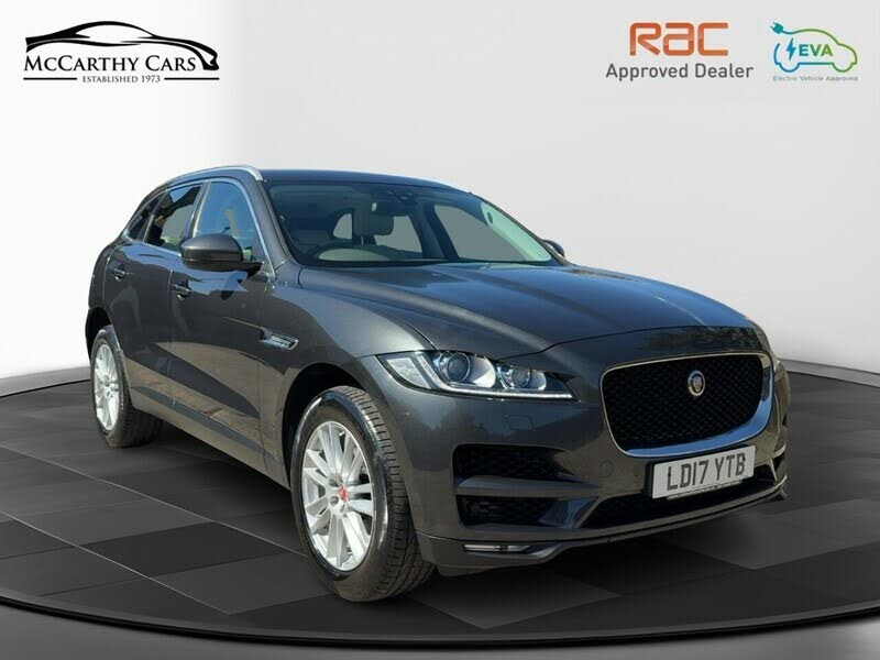 2017 Jaguar F-PACE 2.0i Portfolio (250ps) 1997cc