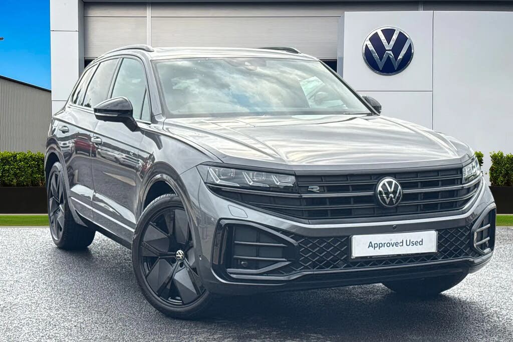 2025 Volkswagen Touareg 3.0TDI Black Edition (286ps)