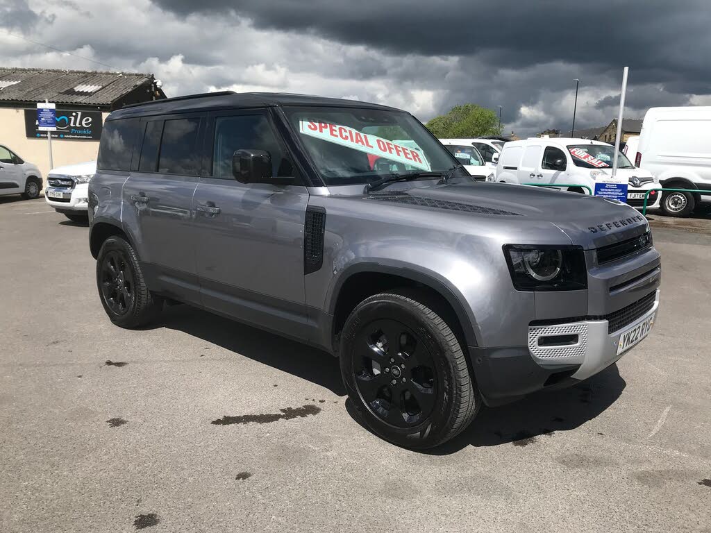 2022 Land Rover 110 Defender 3.0 D300 Hard Top SE 110