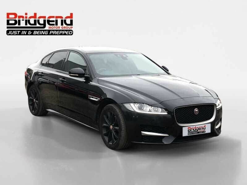 2020 Jaguar XF 2.0i R-Sport (250ps) (s/s) Saloon 4d