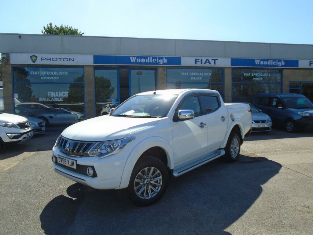 2018 Mitsubishi L200 2.4DI-D Barbarian (EU6)