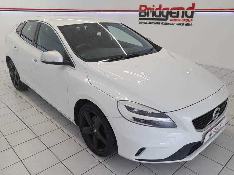 2019 Volvo V40 2.0 T2 R-Design