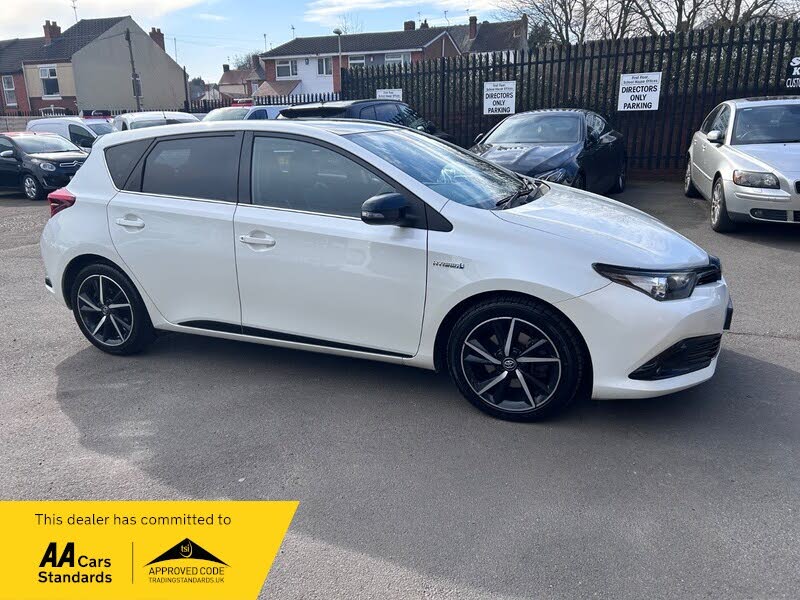 2017 Toyota Auris 1.8 VVT-i HSD GB25 (TSS) (Leather)