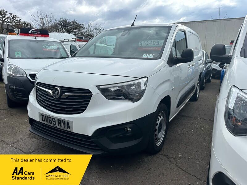 2019 Vauxhall Combo 1.5CDTi Edition 2300 (130PS)(EU6d-T) L2H1 Panel auto