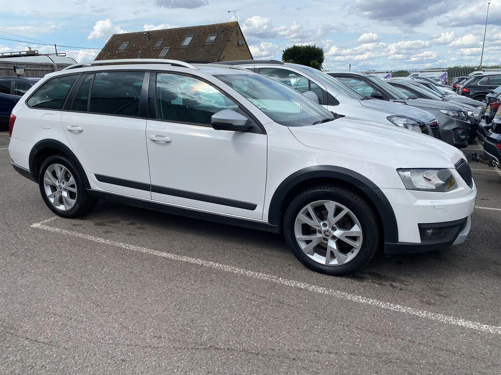 2015 Skoda Octavia 2.0TDI Scout (150ps)