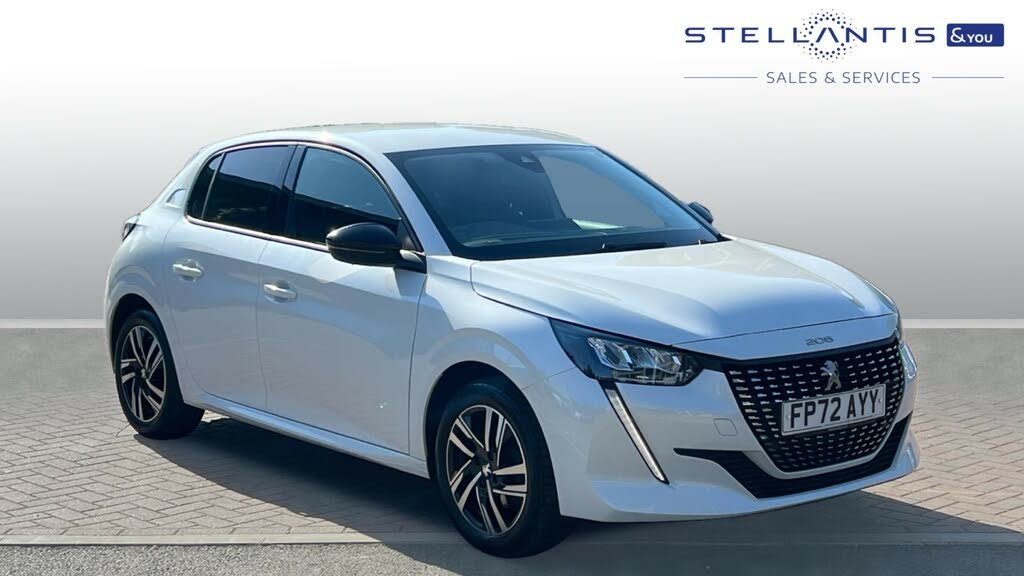 2022 Peugeot 208 1.2 PureTech Allure Premium+ (100ps)