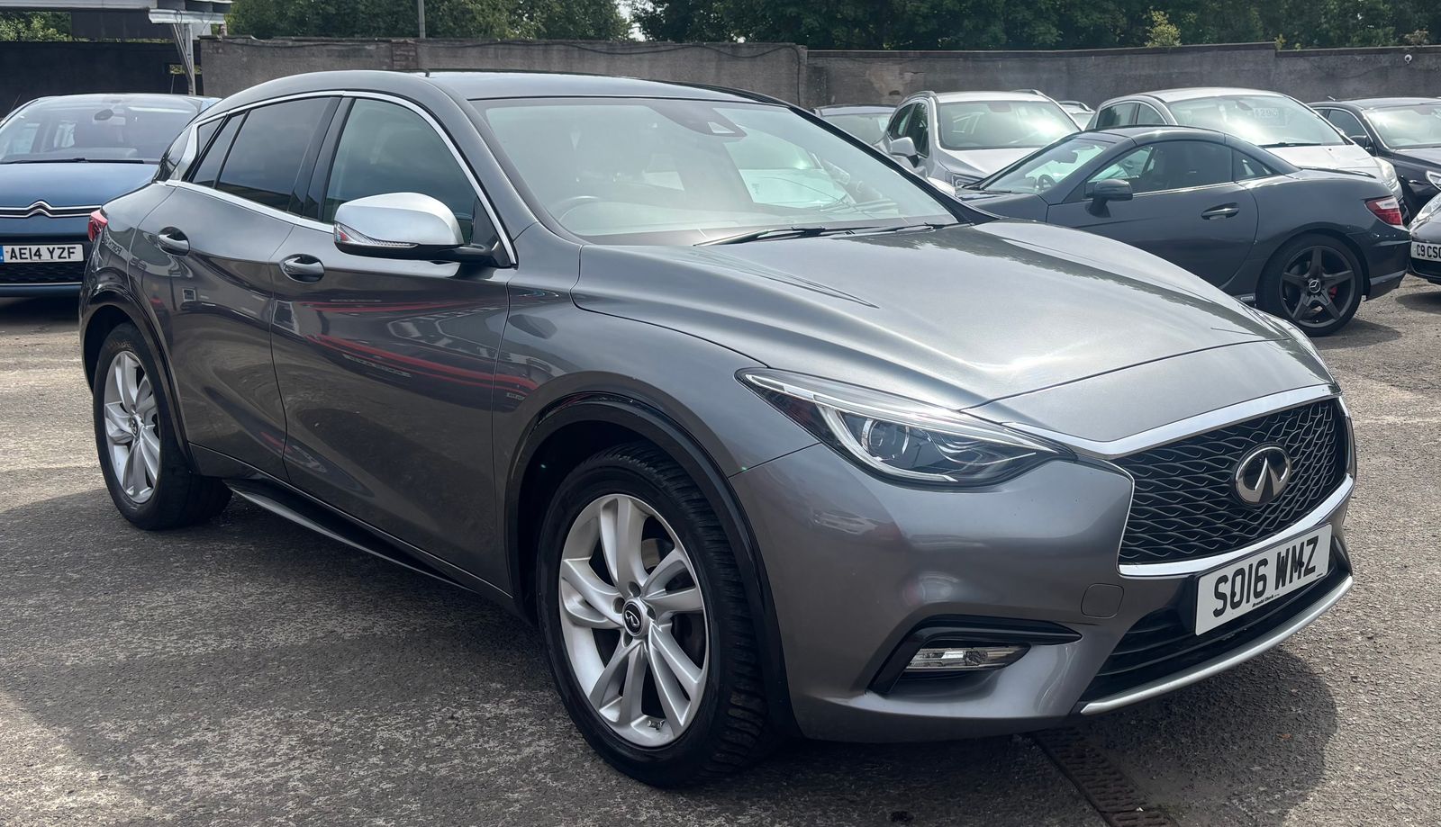 2016 Infiniti Q30 1.5d Business Executive DCT