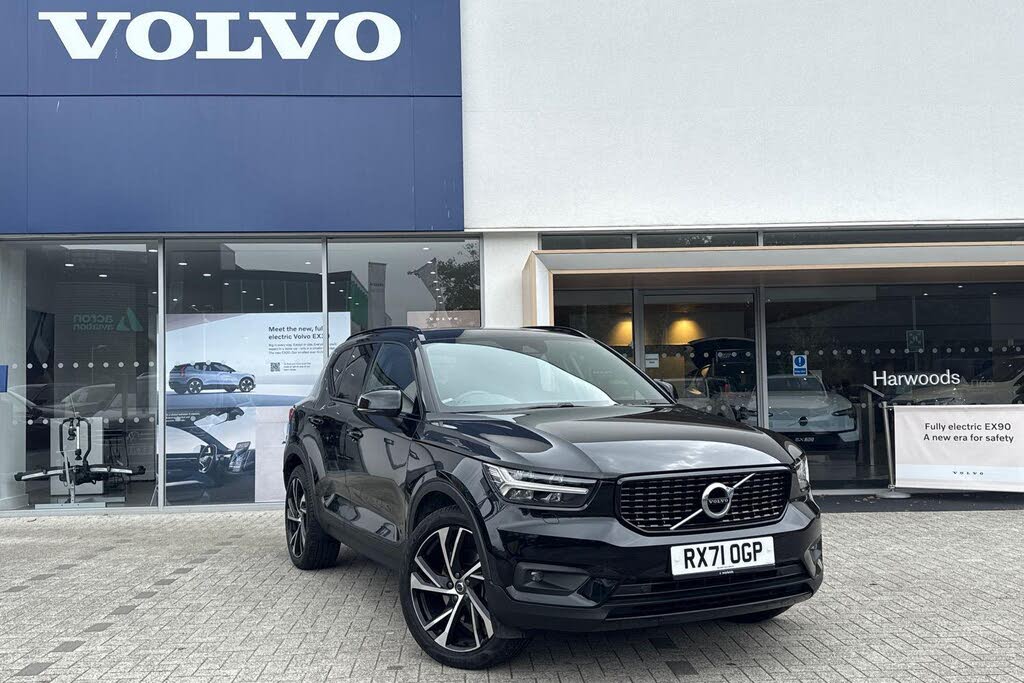 2021 Volvo XC40 2.0 B4 R-Design Pro (194bhp) AWD Auto