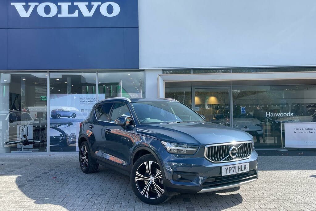 2021 Volvo XC40 2.0 B4 Inscription Pro (194bhp) Auto