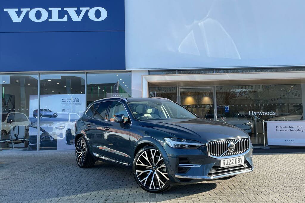 2022 Volvo XC60 2.0 T8 Inscription Pro (455bhp) Plug-in Hybrid