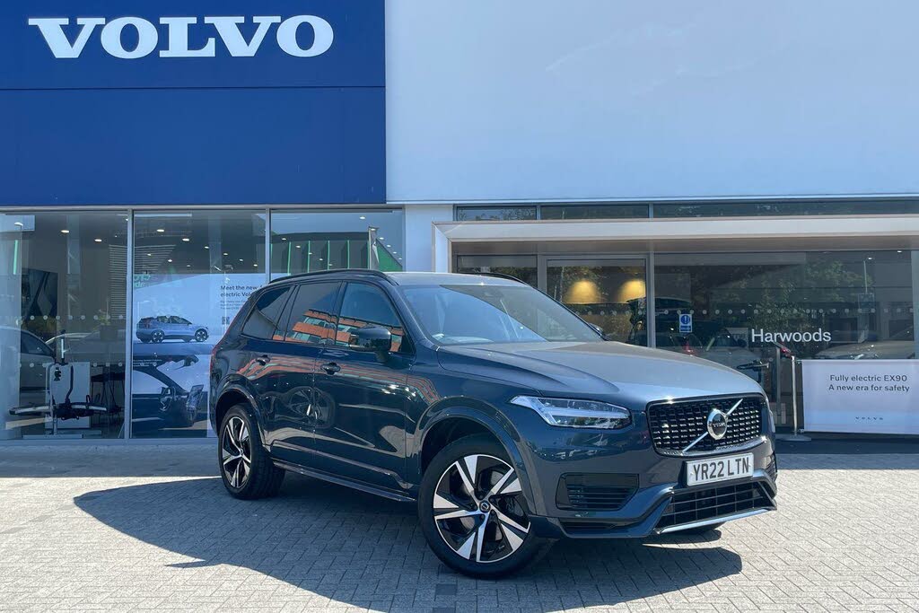 2022 Volvo XC90 2.0 T8 R-Design (455bhp)
