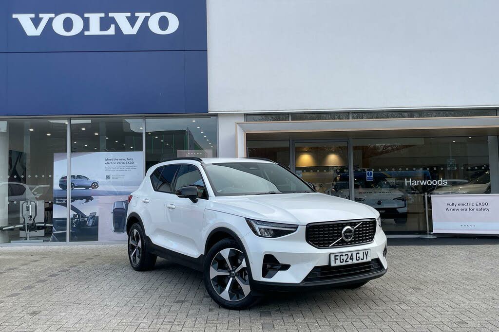 2024 Volvo XC40 2.0 B4 Plus
