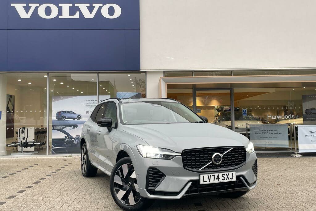 2024 Volvo XC60 2.0 T8 Ultra (Dark