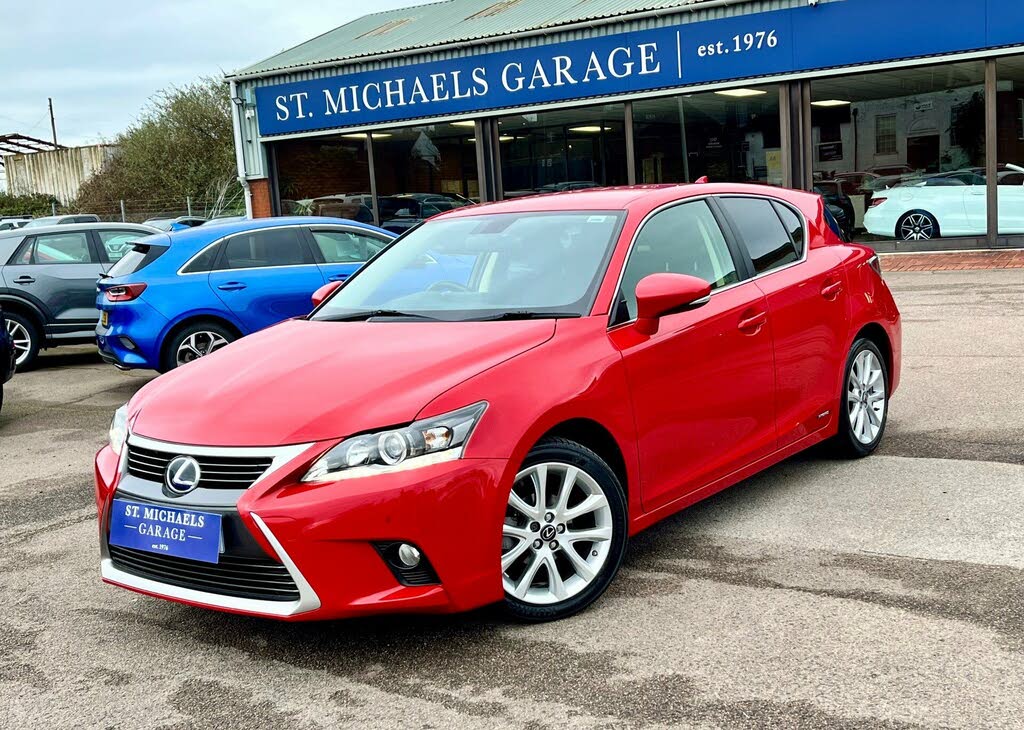2015 Lexus CT 200h 1.8 Advance E-CVT