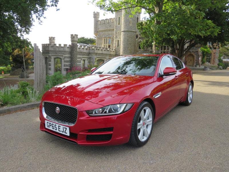 2015 Jaguar XE 2.0 Portfolio