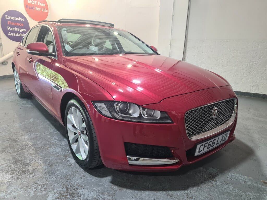 2016 Jaguar XF 2.0TD Portfolio (180ps) Auto