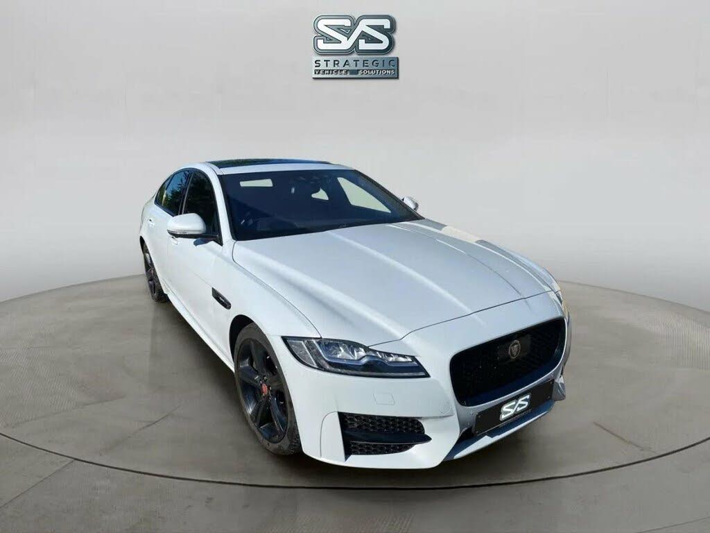 2017 Jaguar XF 2.0TD R-Sport (240ps) (AWD) Saloon 4d 1998cc Auto