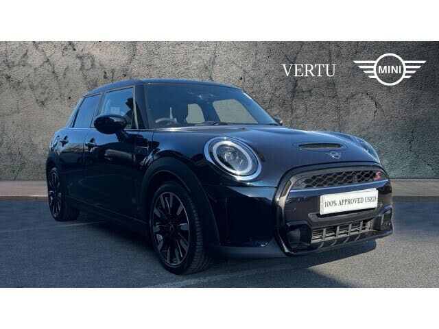 2021 MINI Cooper 2.0 Cooper S Exclusive Hatchback 5d Auto