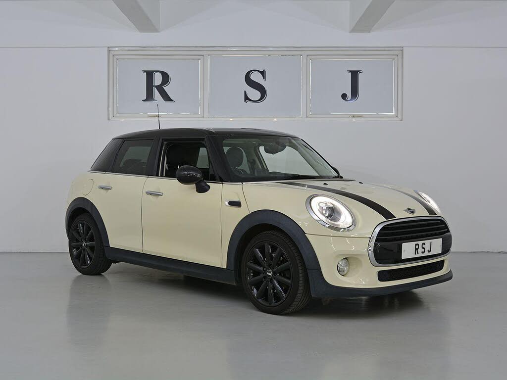 2017 MINI Cooper 1.5 Cooper (s/s) Hatchback 5d Auto