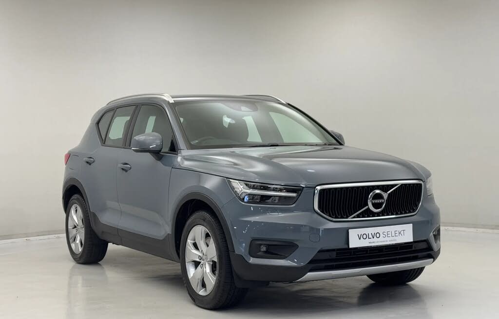 2019 Volvo XC40 2.0 T4 Momentum Pro AWD