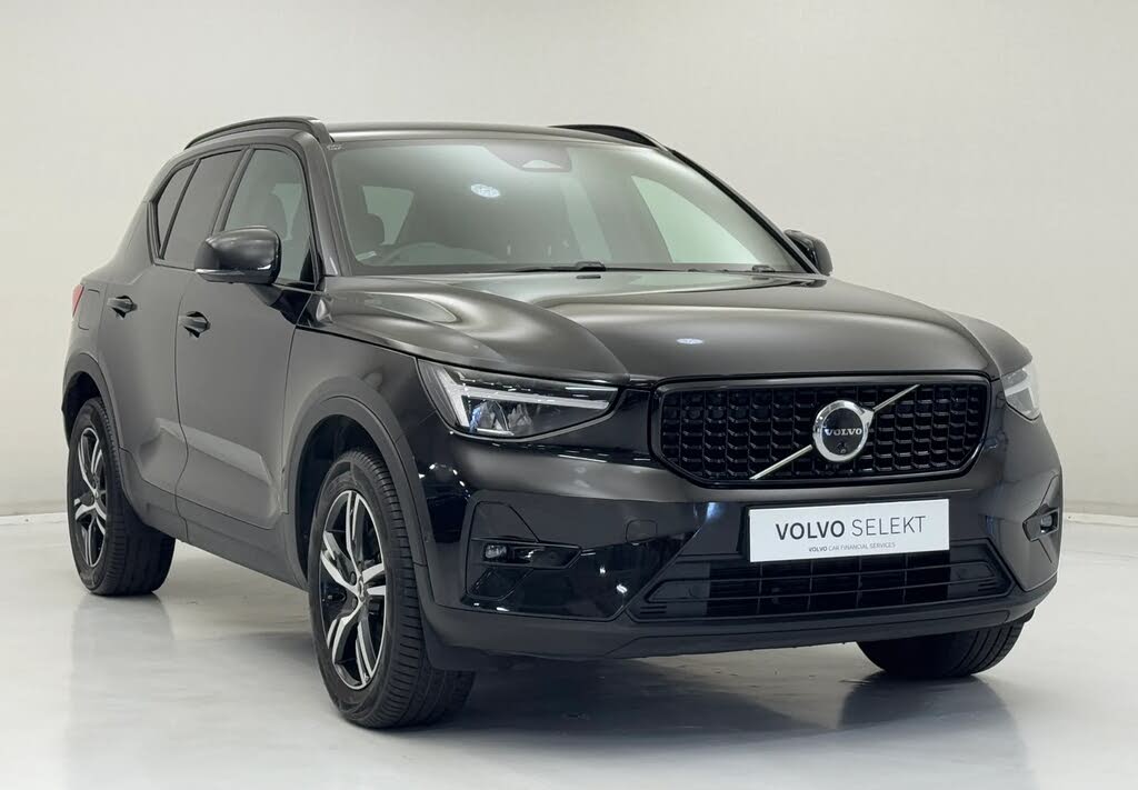 2023 Volvo XC40 2.0 B3 Plus