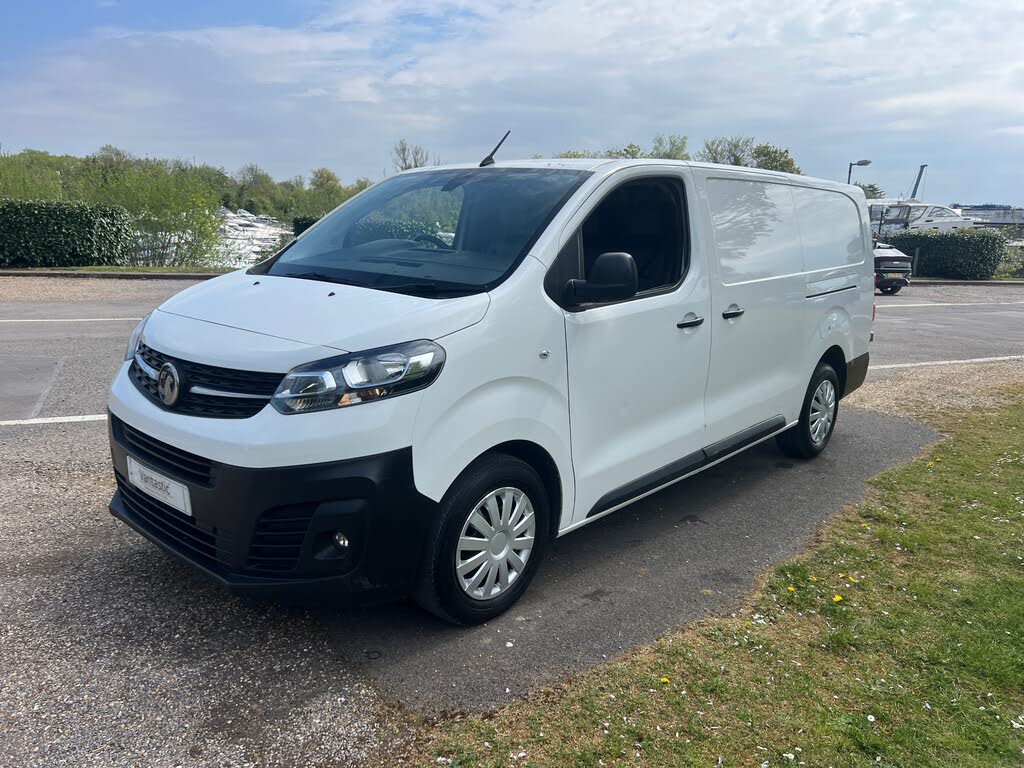 2019 Vauxhall Vivaro 1.5TD 2900 L2H1 Dynamic