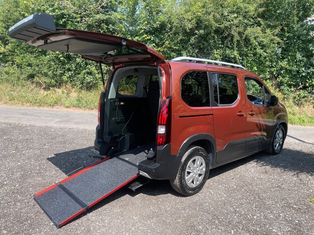 2019 Peugeot Rifter 1.5 BlueHDi Allure (100bhp) (Standard)