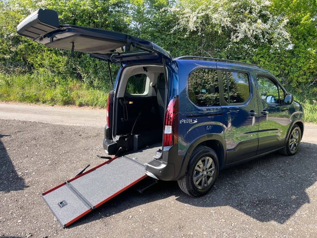 2022 Peugeot Rifter 1.5 BlueHDi Allure (130bhp) (Standard)(s/s) EAT8