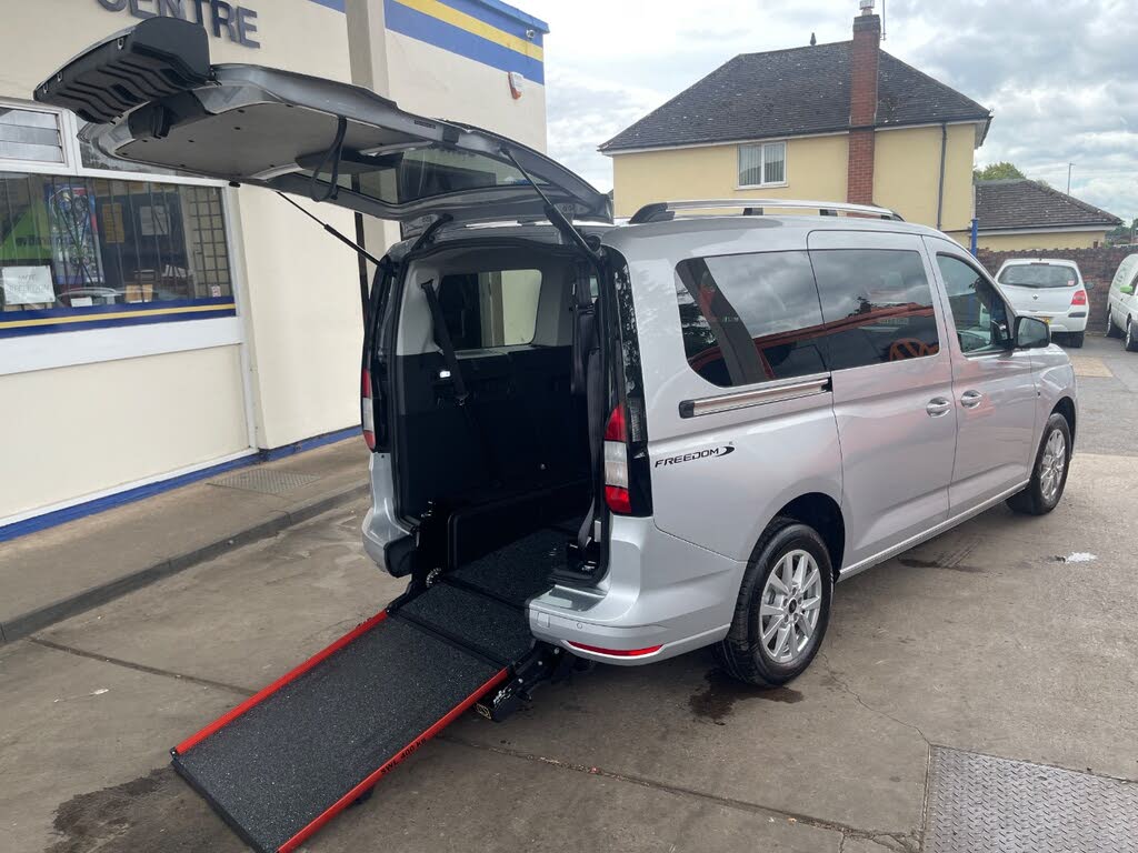 2024 Ford Tourneo Connect 2.0 Titanium