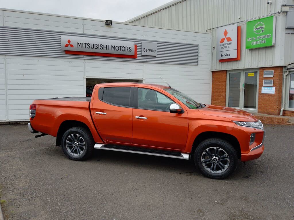 2020 Mitsubishi L200 2.2DI-D Barbarian auto