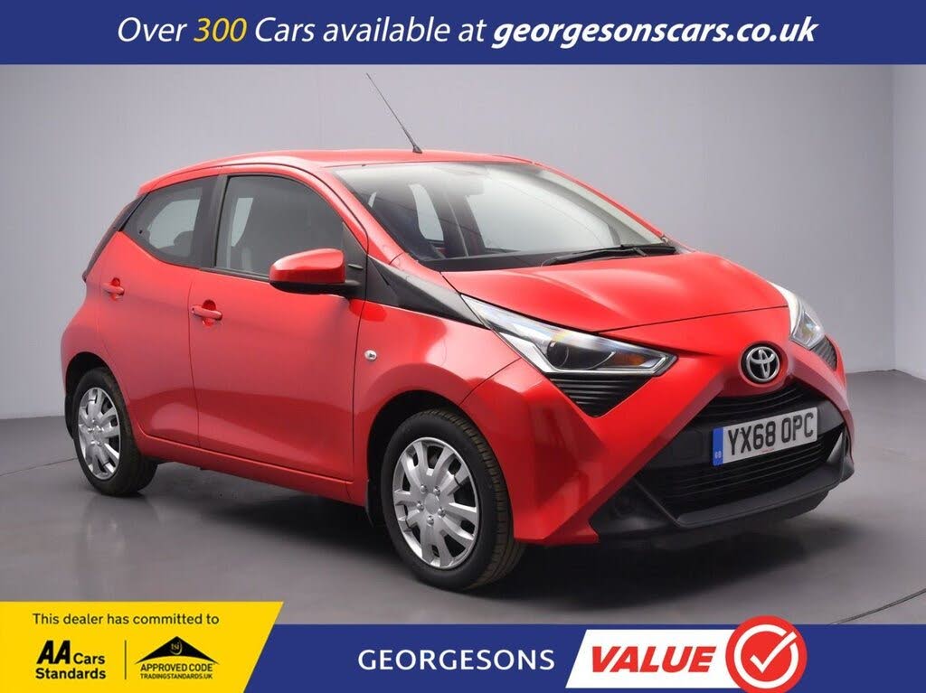 2018 Toyota AYGO 1.0 VVT-i x-play (71bhp) 5d