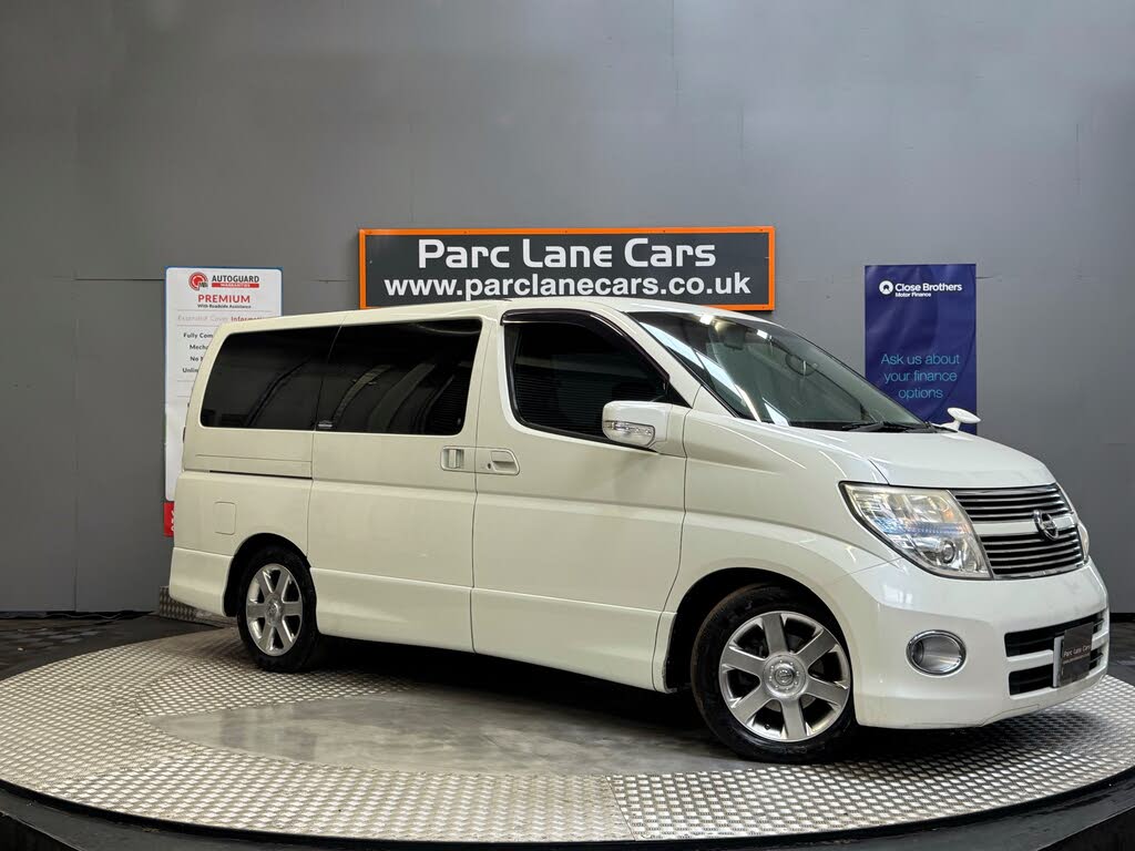 2009 Nissan Elgrand E51 Highway Star MPV FWD