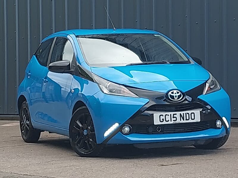2015 Toyota AYGO 1.0 VVT-i x-cite 2 (68bhp) (x-tra convenience) 5d