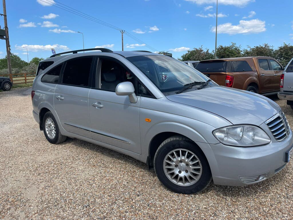 2012 KGM / Ssangyong Rodius 2.7TD ES