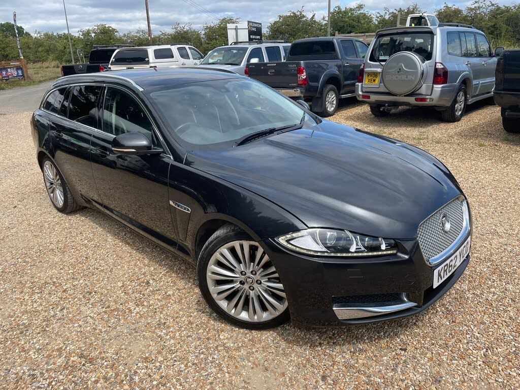2013 Jaguar XF 2.2TD Portfolio (200ps) (s/s) Sportbrake 5d Auto