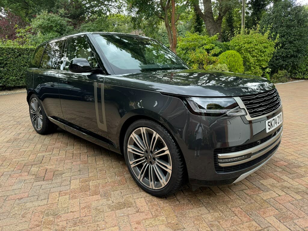 2024 Land Rover Range Rover 3.0 P460e SE