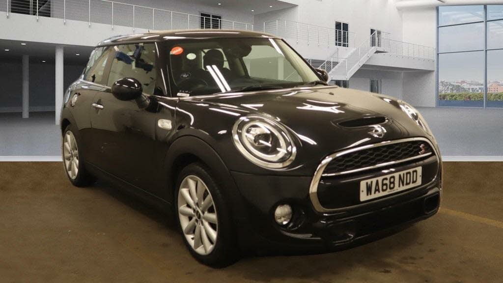 2018 MINI Cooper 2.0 Cooper S Classic (s/s) Hatchback 3d
