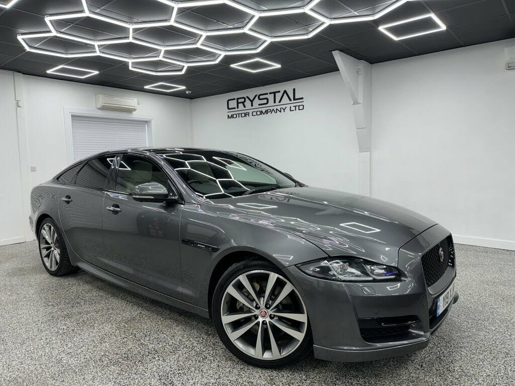 2016 Jaguar XJ Series 3.0TD XJ R-Sport 3.0TdV6 (296bhp)