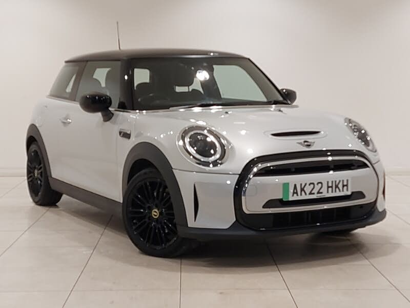 2022 MINI Cooper E Cooper S 2)