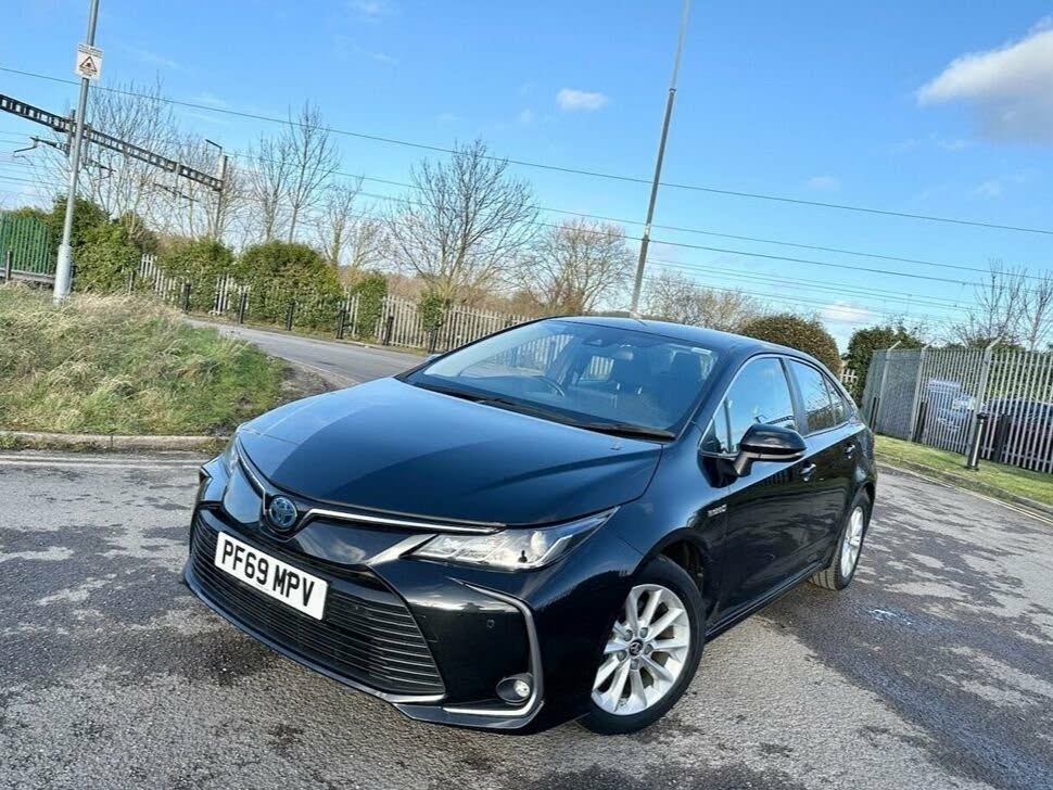 2020 Toyota Corolla 1.8 VVT-i Icon Tech Saloon 4d