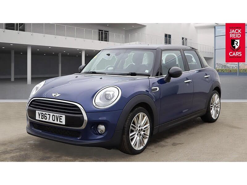2017 MINI Cooper 1.5 Cooper (s/s) Hatchback 5d