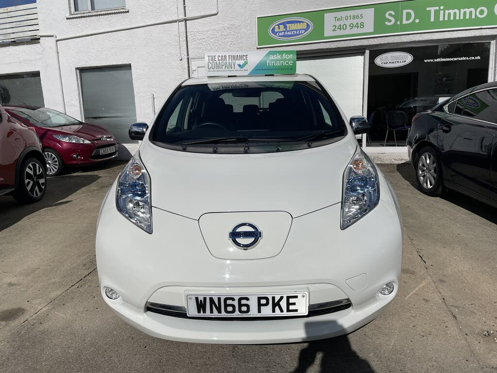 2016 Nissan Leaf E Tekna (30kWh)