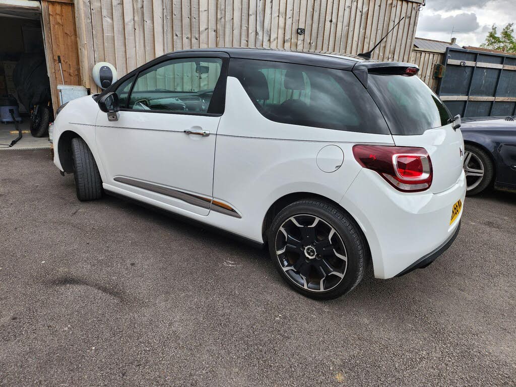2016 DS DS 3 1.2 PureTech Elegance (110ps)