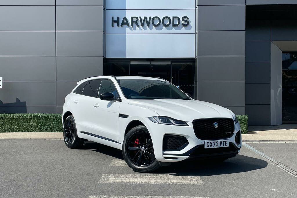 2023 Jaguar F-PACE 2.0 D200 R-Dynamic SE Black