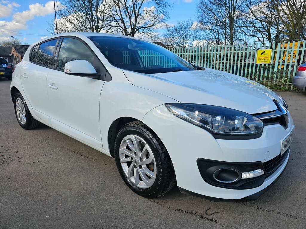 2015 Renault Megane 1.5dCi Dynamique Tom Tom (s/s) Hatchback 5d